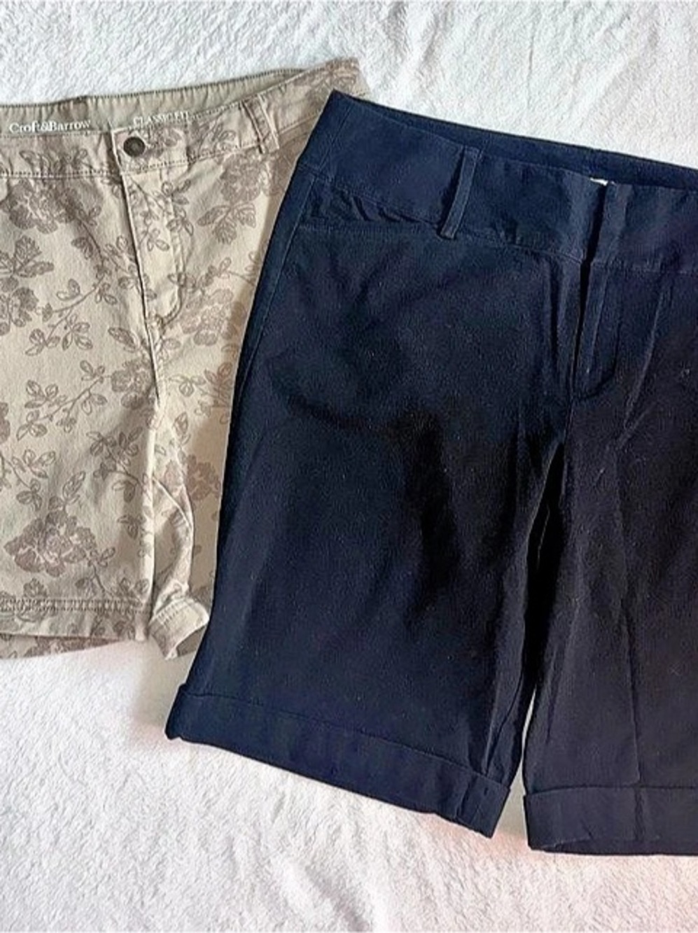 Women's Shorts Bundle Size 16 Croft & Barrow Elle Lot of 2 Floral Brown Black